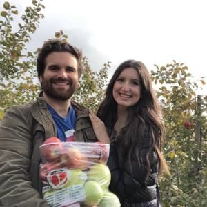 Meet your Posher, Sharon